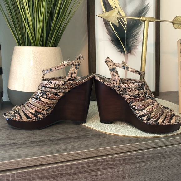 Wedges, Shoes, Sandles - Picture 2 of 5